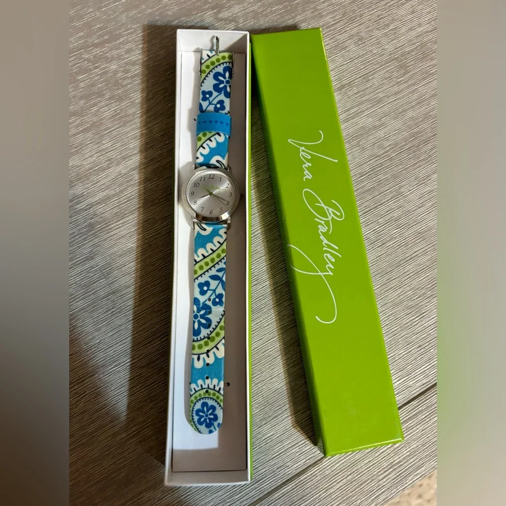 NWT Vera Bradley Blue Floral Watch